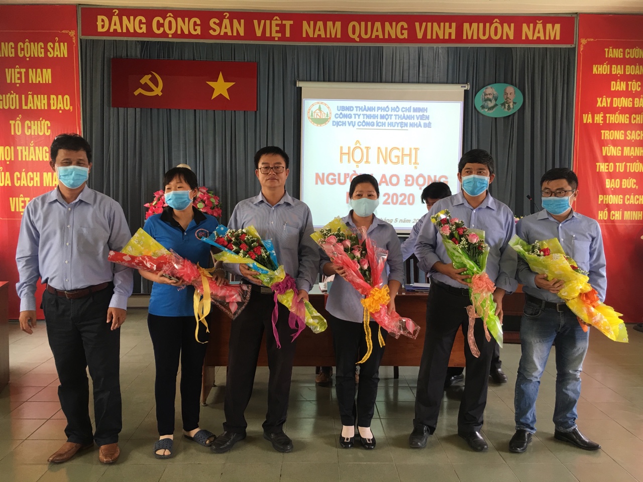 16070949bfa345fd1cb2